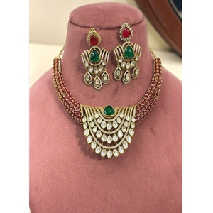 Ensemble collier et boucles d'oreilles en moissanite plaqué or de haute qualité, élégant, pour mariage, collection de bijoux pour femmes - Product Image 6