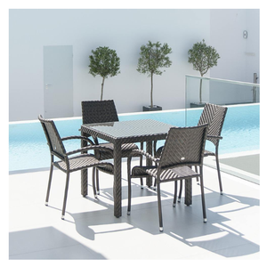 Silla de Jardín Moderna de Ratán, Sillón de Exterior de Diseño Contemporáneo, Patas Cónicas Resistentes, Uso en Pisos Duros - Product Image 6