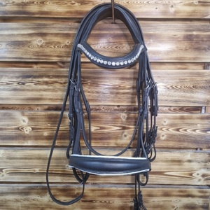 บังเหียนม้าหนังแท้ที่มีแผ่นรองนุ่มโลโก้ตามสั่งทนทานผลิตภัณฑ์ขี่ม้าแบบตะวันตก - Product Image 1