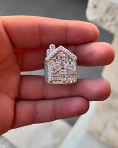 Anillo Personalizado con Forma de Casa, Anillo de Plata Maciza con Moissanita, Joyería de Lujo Estilo Hip Hop para un Estilo Urbano Atrevido y Único - Product Image 1
