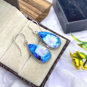 Boucles d'oreilles pendantes en cuivre et turquoise, argent sterling 925, minimalistes, pierres précieuses naturelles, bijoux faits à la main, cadeau - Product Image 1