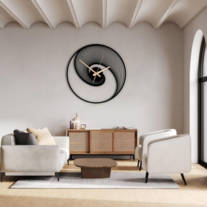 Horloge murale moderne en métal, design spirale ondulée, horloge artistique contemporaine, décoration de luxe pour salon - Product Image 1