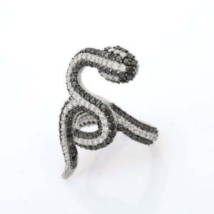 18K Gold Black & White Diamond Snake Ring-IGI Certified Excellent Cut VS1-VVS1 Clarity - Product Image 4