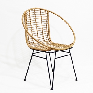 Chaise de jardin Acapulco en rotin tressé moderne pour intérieur/extérieur, confortable pour salon, salle à manger, hôtel, villa - Product Image 2