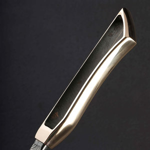 Couteau de Chef de Cuisine en Acier Damas Fait Main de Qualité Supérieure, Manche Ergonomique, Étui en Cuir Écologique, Compatible Lave-Vaisselle - Product Image 2