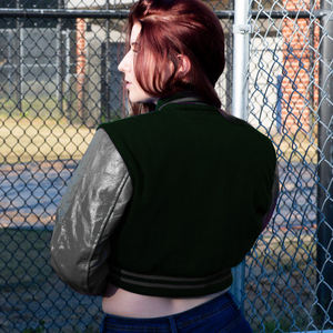 Chaqueta Corta Estilo Universitaria para Mujer, Color Verde Oscuro Gris, Estilo Bomber, Mangas de Cuero Sintético, Ropa Exterior Informal, Moda Femenina - Product Image 4