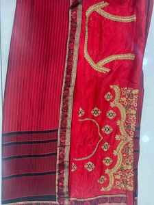 Sari de Seda Banarasi Pura de Diseñador de Moda, Ropa Étnica India de Lujo para Bodas y Fiestas, con Blusa con Bordado Tejido para Mujer - Product Image 5