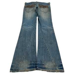 Jean en denim vintage à jambe large et coupe droite pour femme, bleu délavé, style streetwear décontracté, OEM personnalisé, avec dentelle, nœuds et volants - Product Image 1