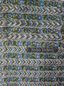 Tela Étnica Azul con Estampado Floral Hecho a Mano, 100% Algodón Puro para Ropa y Tapicería - Product Image 3