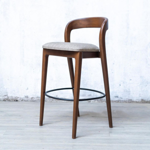 Chaise de bar moderne minimaliste en bois massif avec dossier en cuir pour salon et maison - Product Image 1