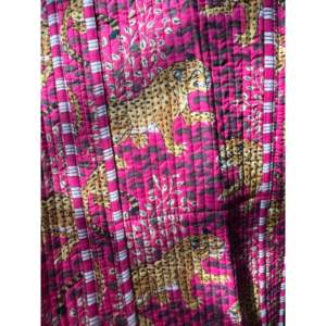 Sac fourre-tout Party for Pink Leopard en cuir PU souple avec fermeture éclair, grande capacité, doublure en polyester portable, avec motif lettre - Product Image 4