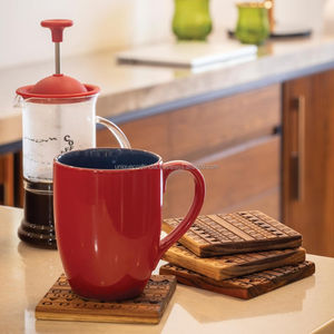 Ensemble de sous-verres en bois d'acacia sculpté à la main, décor de table classique élégant avec support, ensemble de 5 sous-verres - Product Image 5