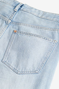 <b>Men's</b> Clothing Loose Straight Denim Custom <b>Embroidered</b> Logo Patches <b>Men's</b> <b>Jeans</b> High Quality Flared Distressed <b>Men</b> Wash <b>Jeans</b> - Product Image 5