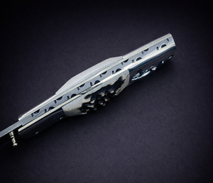 มีดพับเหล็กดามัสกัสตีขึ้นรูปด้วยมือ พร้อมด้ามจับจากเขาสัตว์กวาง – ใบมีดแบบ Pocket Cleaver, ผู้ผลิต OEM ตามสั่ง - Product Image 3