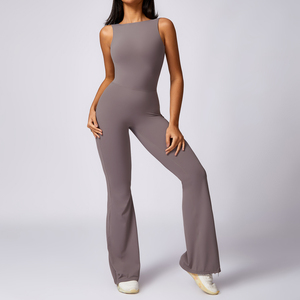 Nuevo Mono de Yoga con Pantalones Acampanados, Efecto Levanta Cadera, para Ejercicio y Fitness, con Espalda Estilizada - Product Image 3