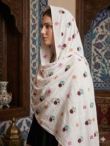 Pañuelo Hijab Largo de Chifón para Mujer, Estilo Africano, Color Rojo, Ligero, Transpirable, con Patrón Geométrico, de Algodón Voile, para Todas las Temporadas - Product Image 5