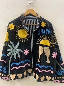 Chaqueta de Terciopelo Suzani en Oferta, Chaqueta Étnica Boho Bordada a Mano, Ropa para Festivales, Chaqueta de Diseñador - Product Image 2