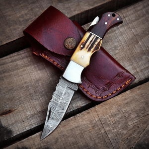 Cuchillo de Bolsillo Plegable de Acero de Damasco de Grado Industrial Pasha Enterprises, Mango de Madera Pakka y Hueso, Hecho a Mano, Garantía de 3 Años - Product Image 1
