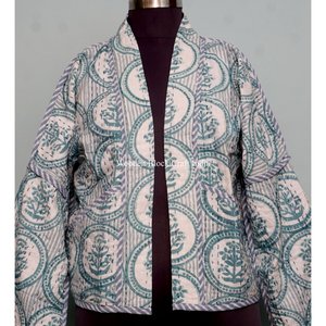 Veste Kantha artisanale en coton, design de créateur, en provenance d'Inde. Magnifique veste Kantha multicolore, cousue à la main, imprimée à l'écran. - Product Image 2