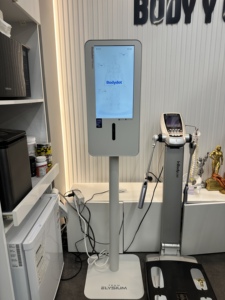 Bodydot BDF1000 Analyseur corporel intelligent alimenté par l'IA pour le suivi de la santé, avec cadre en alliage d'aluminium flexible, non pliable, suivi corporel complet - Product Image 1