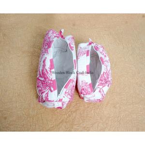 ชุดกระเป๋าเครื่องสำอางแบบควิลท์ 3 ชิ้น งานฝีมือสุดหรู ผ้าฝ้ายออร์แกนิก ลายพู่ห้อย ปิดด้วยซิป เป็นมิตรกับสิ่งแวดล้อม น้ำหนักเบา - Product Image 6