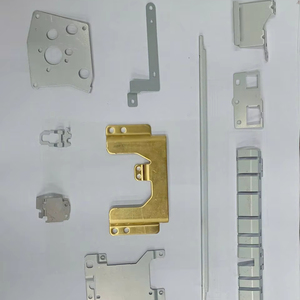 Fabricante de Matrices de Estampado Metálico Progresivo Personalizadas para Producción en Masa - Product Image 1