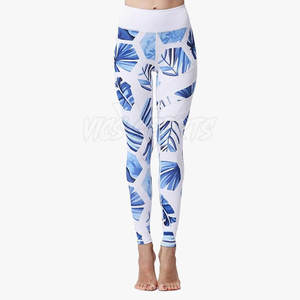 Conjunto de Yoga para Mujer Hecho en Pakistán a Precio Económico, Conjunto de Yoga Cómodo para Mujer, Venta en Línea de Conjuntos de Yoga para Mujer - Product Image 3