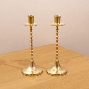 Candelabro de Latón Hecho a Mano de Estilo Vintage, Acabado Antiguo, Textura Rústica, Candelabro de Metal de Primera Calidad para Decoración de Mesa de Salón - Product Image 4