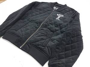Chaqueta Bomber Negra Acolchada para Hombre con Logotipo Bordado, Cuerpo en Mezcla de Lana, Mangas en Contraste y Logotipo Personalizado - Product Image 3