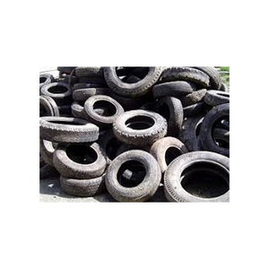 Neumáticos usados a precio económico, organizados para compras al por mayor con calidad consistente - Product Image 1