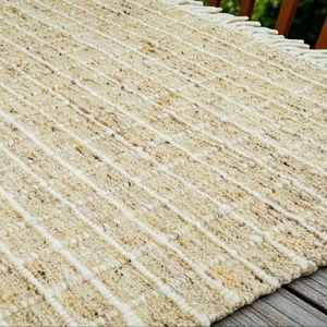 พรมขนสัตว์ทำมือสไตล์โมเดิร์น ลายเรขาคณิต ทอแบบแบน  เป็นมิตรกับสิ่งแวดล้อม เหมาะสำหรับห้องนั่งเล่น ห้องนอน และใช้ในบ้านสำหรับการสวดมนต์ - Product Image 5