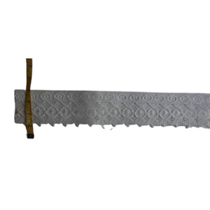 Bordure en dentelle française élégante avec motif circulaire et bord festonné de 1 7/8 pouce de large pour la confection de robes - Product Image 3