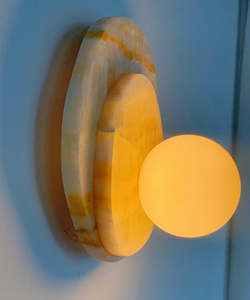 Applique murale en onyx orange, pierre naturelle, lumière LED, éclat chaud, lampe murale d'intérieur moderne de luxe, 110-220V, câblage fixe - Product Image 6