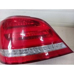 Feu arrière gauche d'occasion Equus 924013N500 - Product Image 3