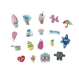 Parches Bordados Personalizados con Logotipo, Termoadhesivos, Lavables, Diseño con Pliegue Final para Reparar Agujeros y Decorar Ropa y Zapatos - Product Image 2