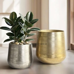 Pot de fleurs en métal unique et élégant, sculpté à la main, texture irrégulière, décoration intérieure, finition argentée, design minimaliste - Product Image 6