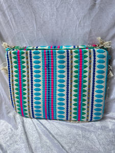 Pochette artisanale à franges tribales avec bordures à pompons, broderie de perles miroir, sac à main textile bohème pour festival et mode - Product Image 2