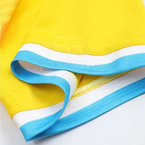 Venta Directa de Fábrica: Uniforme de Fútbol Sublimado Hecho de Tela de Poliéster Transpirable con Logotipos y Números Personalizados - Product Image 5
