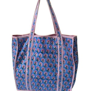 <b>Floral</b> Printed Quilted Cotton Tote Bag Handmade Indian Block Print Women Shopping Shoulder Bag. - Product Image 3