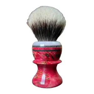 แปรงโกนหนวดทำจากโครเมี่ยมพร้อมปลายสีเงินแบดเจอร์ขนปานกลาง - Product Image 1