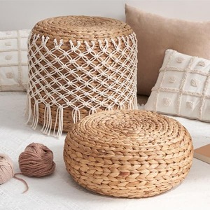 Coussin de tabouret en jacinthe d'eau vietnamienne tressé à la main, coussin ottoman en jonc de mer naturel par KingCraftViet - Product Image 4