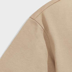 Ensemble T-shirt et short décontracté pour homme 100 % coton, coupe ajustée, avec tissu thermique, logo personnalisé et poche design - Product Image 1