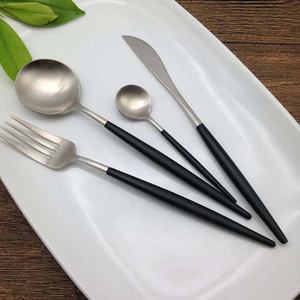 Wholesale Luxury Modern Gold <b>Cutlery</b> <b>Set</b> Golden Stainless Steel <b>Portable</b> Wedding Flatware with Shiny Handel Polish Washable - Product Image 2