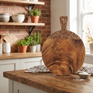 Tabla Redonda de Madera Suar de Grado Alimenticio con Incrustaciones de Cáscara de Coco, Pequeña Bandeja de Servir Natural Sin Barnizar, Artesanía Hecha a Mano en Bali, Regalo de Madera - Product Image 4
