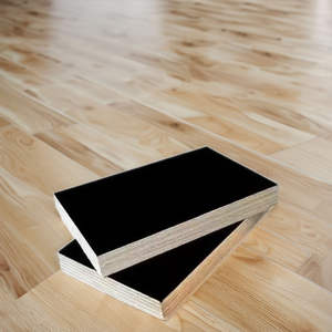 Contreplaqué hydrofuge 4x8 pieds 12-21mm noir/marron filmé mélaminé E1 pour la construction de portes extérieures - Fournisseur - Product Image 1