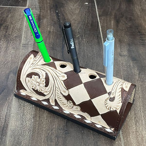 Organizador de Escritorio de Cuero con Diseño a Cuadros, Estilo Occidental, Portaplumas para Suministros de Oficina, Accesorio de Escritorio para Bolígrafos y Lápices - Product Image 3