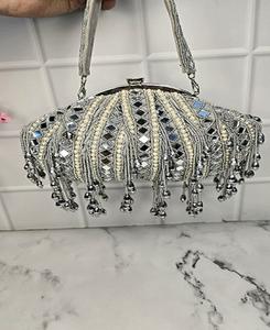 Sac fourre-tout en cuir véritable fait main pour femme, grande capacité, fermeture éclair étanche, sacs portables durables - Product Image 1