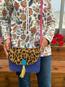 Bolso Bandolera de Cuero Reciclado Estilo Occidental, Bolso de Mano de Cuero con Estampado Animal y Borla de Alta Calidad, Bolso Cruzado para Mujer - Product Image 2