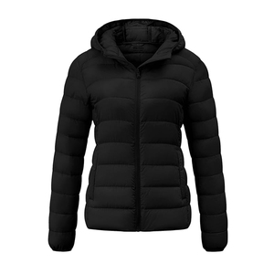 Nouvelle veste matelassée pour femmes de haute qualité en coton/polyester, fabriquée en usine, imperméable, à manches longues, unie - Product Image 1