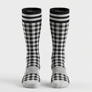 Women <b>Tight</b> Compression Polyester Nylon Running Socks Athletic Sports Support Breathable Moisture Wicking Pro Customized Color - Product Image 1